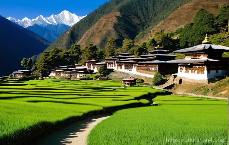 부탄의 인구 통계 - A serene panoramic landscape of the Bhutanese Himalayas, showcasing lush green valleys and majestic ...